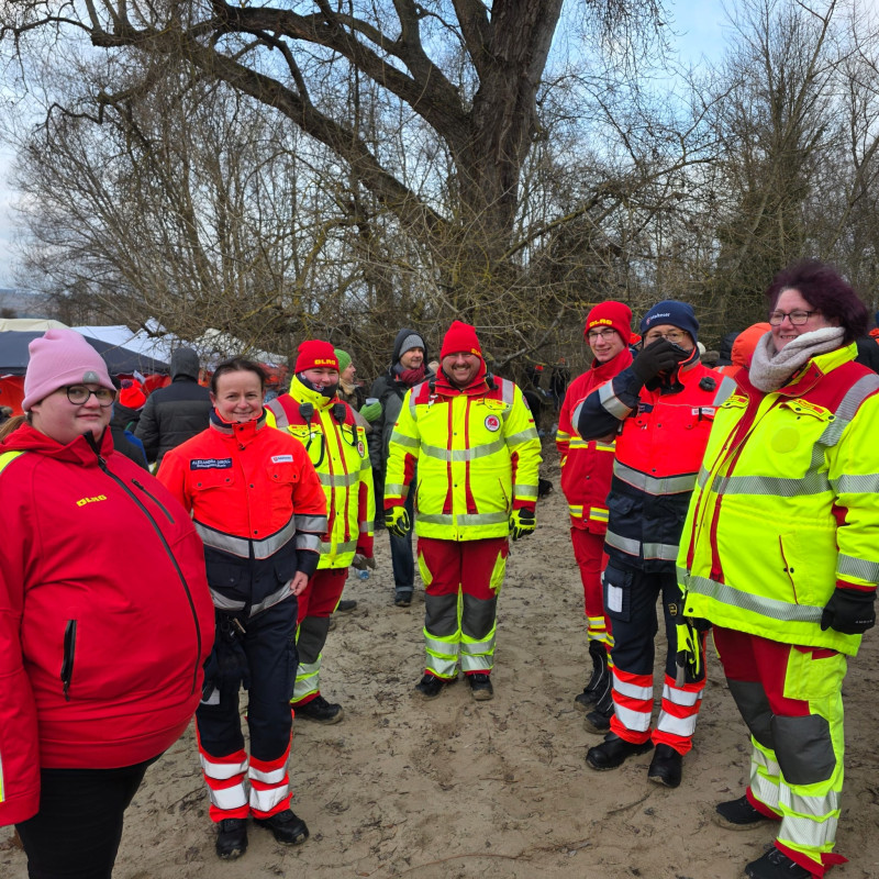 Gruppenfoto mit den Kameraden der Malteser Waldalgesheim